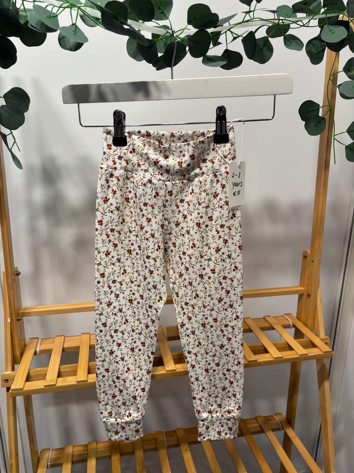 Dainty Burgundy Floral Leggings, 2-3 Years