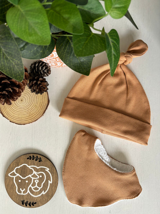 Toffee Rib Knit Bib & Knot Hat (0-3 Months)