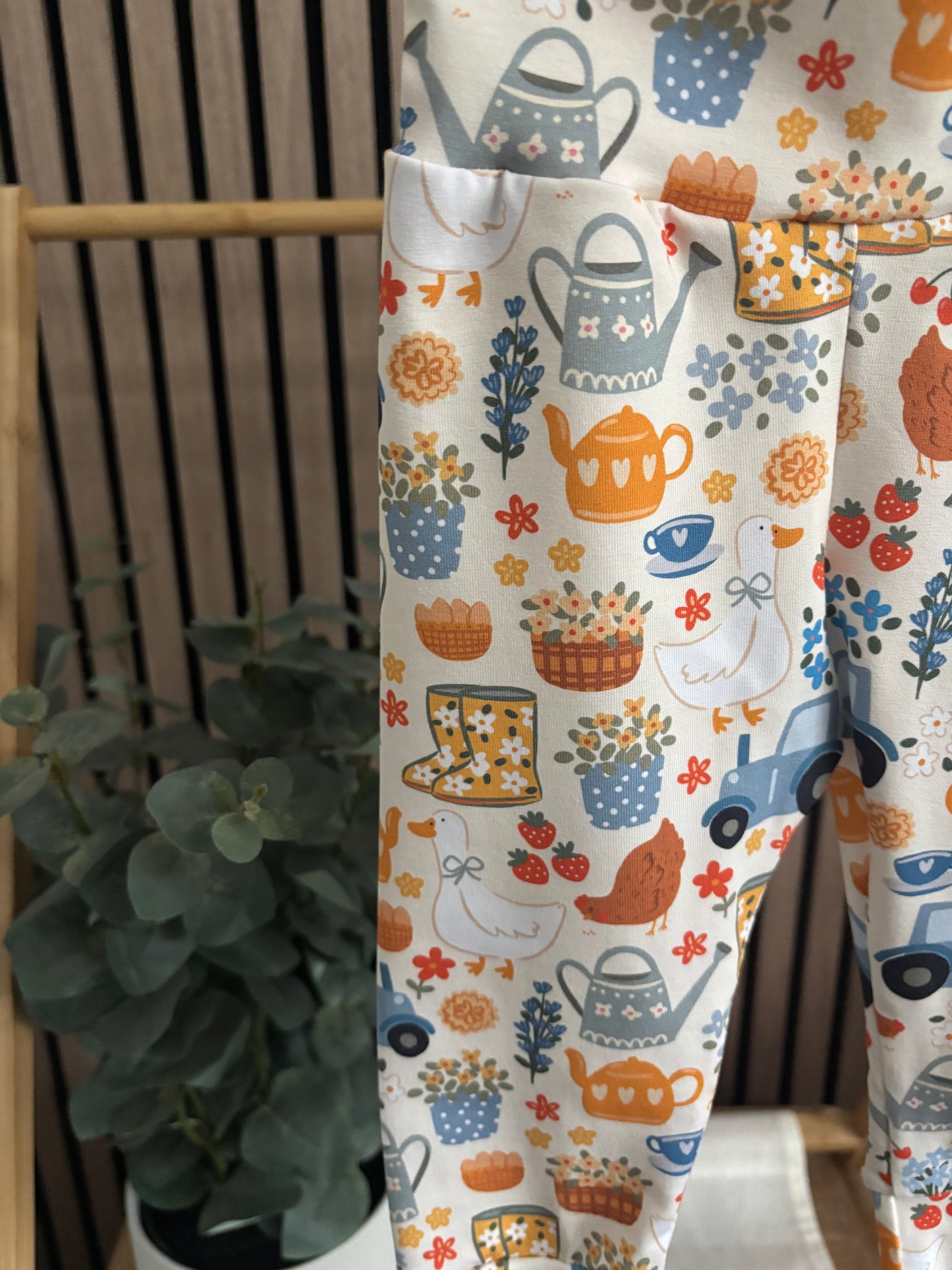 Country Garden Leggings