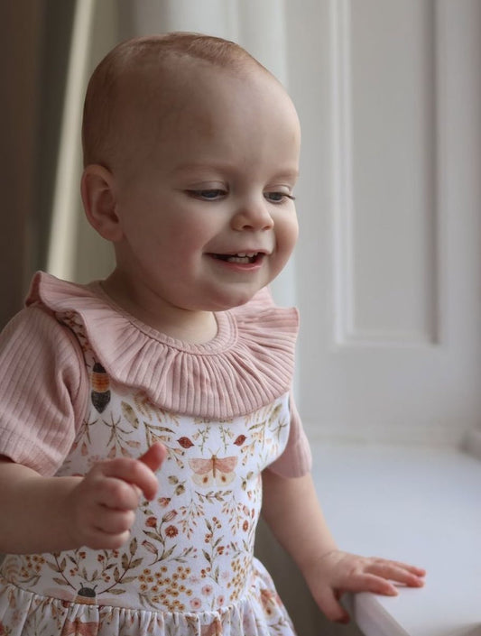 Short Sleeve Ruffle Collar Bodysuit